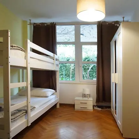 Kvaternikova - Pool, Grill, 4 Bedrooms, 3 Bathrooms Lägenhet Split