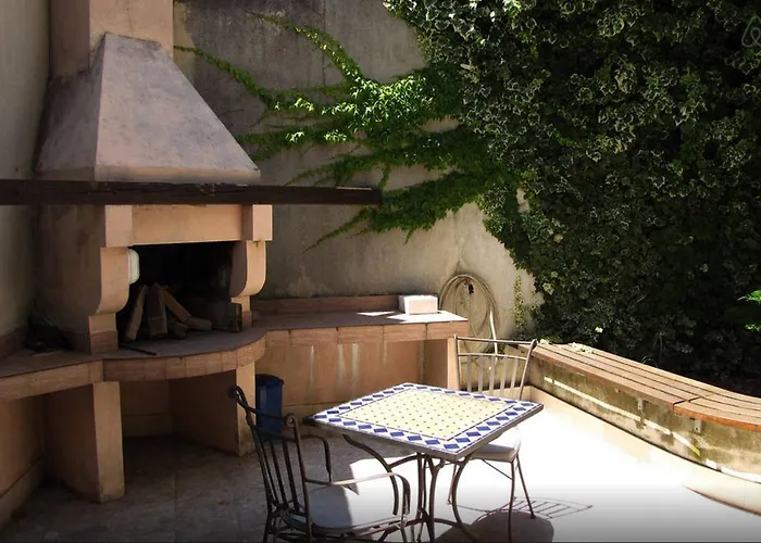 Apartment Kvaternikova - Pool, Grill, 4 Bedrooms, 3 Bathrooms Split
