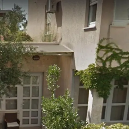 Kvaternikova - Pool, Grill, 4 Bedrooms, 3 Bathrooms *