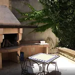 公寓 Kvaternikova - Pool, Grill, 4 Bedrooms, 3 Bathrooms 斯普利特