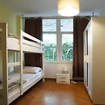 Kvaternikova - Pool, Grill, 4 Bedrooms, 3 Bathrooms Apartman Split