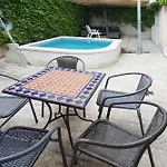 Kvaternikova - Pool, Grill, 4 Bedrooms, 3 Bathrooms
