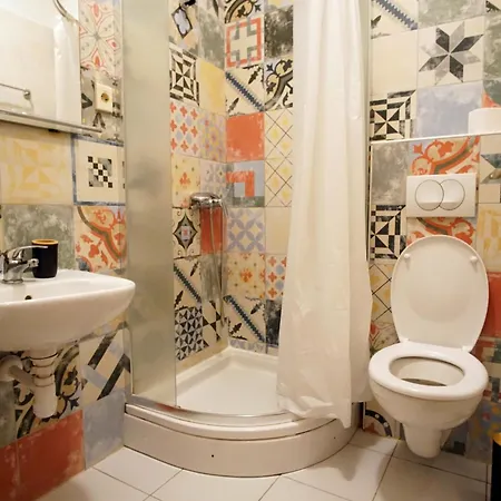 شقة Kvaternikova - Pool, Grill, 4 Bedrooms, 3 Bathrooms *