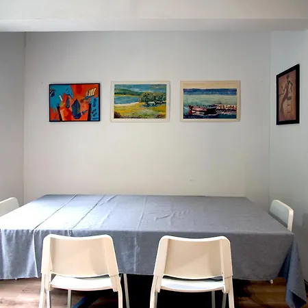 Kvaternikova - Pool, Grill, 4 Bedrooms, 3 Bathrooms Split